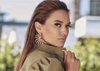 Demet Akalın’dan kendisine tepki gösteren yurttaşa ‘edepsiz’ yanıtı