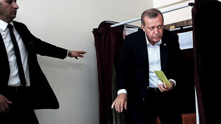 AKP’nin oy için pazarlık yaptığı partiyi açıkladı