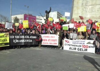 Öğretmen adayları eylemde: 100 bin atama talep ettiler