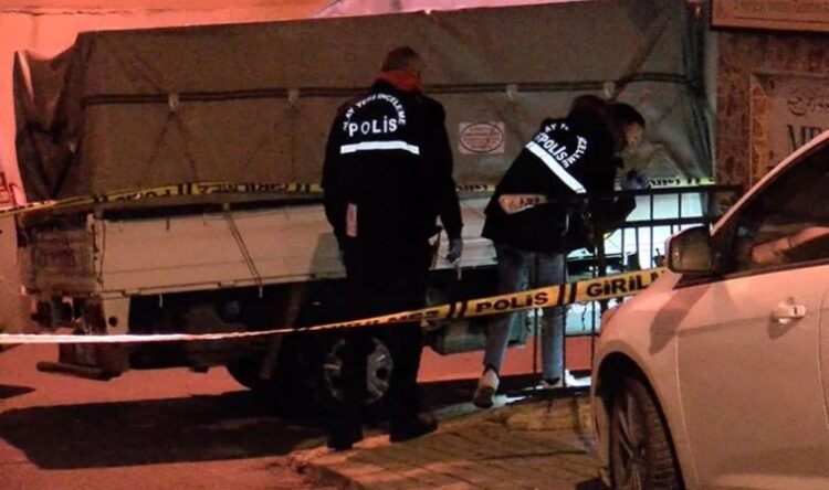 İstanbul’da kadın cinayeti: Boşanma aşamasındaki eşini sokak ortasında katletti!