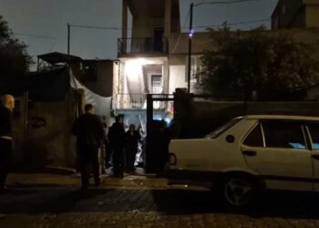 Adana’da dehşet: Dayısına ateş etti, annesini öldürdü