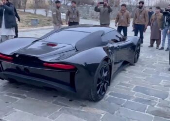 Taliban, yapımı beş yıl süren süper otomobilini tanıttı