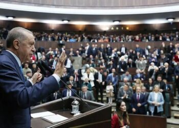 Reuters’tan seçim analizi: ‘Atatürk’ün çizdiği laik yoldan uzaklaştırdı’