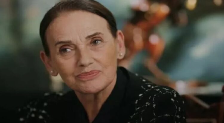 Nur Sürer’i şok eden ölüm ilanı