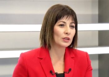 Özlem Akarsu Çelik Halk TV’den neden istifa ettiğini açıkladı