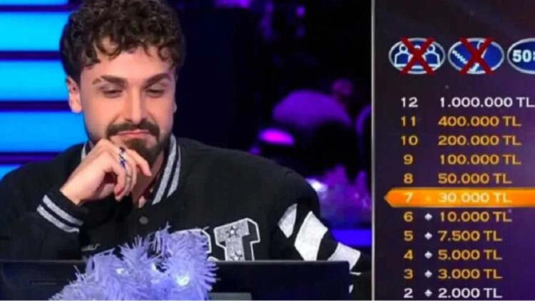 Sefo, Milyoner’de kendi şarkısıyla ilgili soruyu bilemedi