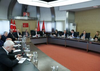 CHP Grubu, Genel Merkez’de basına kapalı olarak toplandı