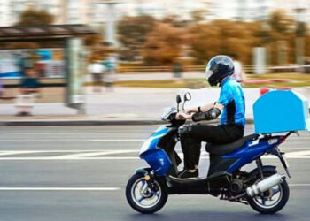 300 gönüllü motokurye Hatay’da depremzedelere servis yapıyor