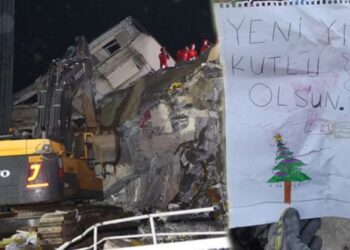 Enkaz altından çıkan yürek burkan resim