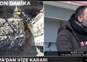 Barış Atay canlı yayında depreme yakalandı