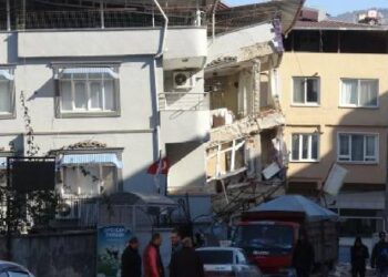 Depremin merkez üssüne uzak Hatay’da yıkım neden büyük?