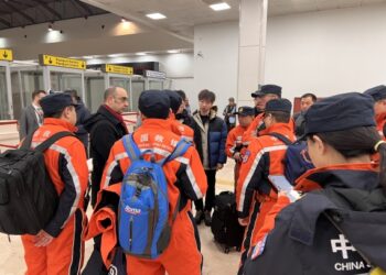 Çin’den gelen 82 kişilik kurtarma ekibi Adana’ya ulaştı