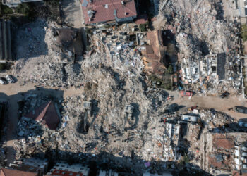 Antakya’da havadan çekilmiş görüntülerle depremin acı tablosu