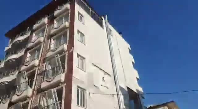 İş makineleri yetersiz, teçhizat yetersiz, koordinasyon sıfır