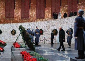 Putin : “Bizi gene Leopard tanklarıyla tehdit ediyorlar”