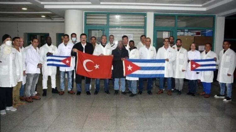 Kübalı doktorlar Kahramanmaraş’ta