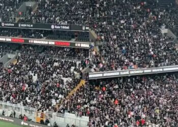 İnönü Stadı’nda ‘Hükümet istifa’ sesleri