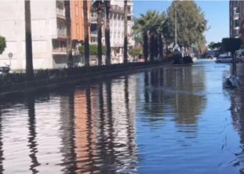 Murat Ağırel paylaştı: İskenderun Kaymakamlığı sular altında!