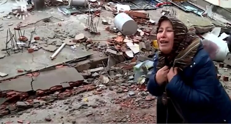 Adıyamanlı anne: Yavrum soğuktan, yağmurdan ölmüş, dün niye gelmediniz?