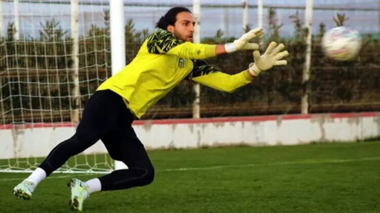 Yeni Malatyaspor kalecisi Ahmet Eyüp Türkaslan, hayatını kaybetti