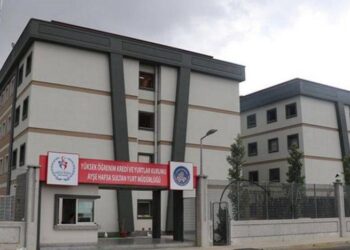 Öğrenci olarak kaldığı yurda depremzede olarak döndü