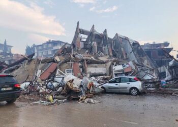 Hatay Büyükşehir Belediye Başkanı: Daha az hasarla atlatabilirdik