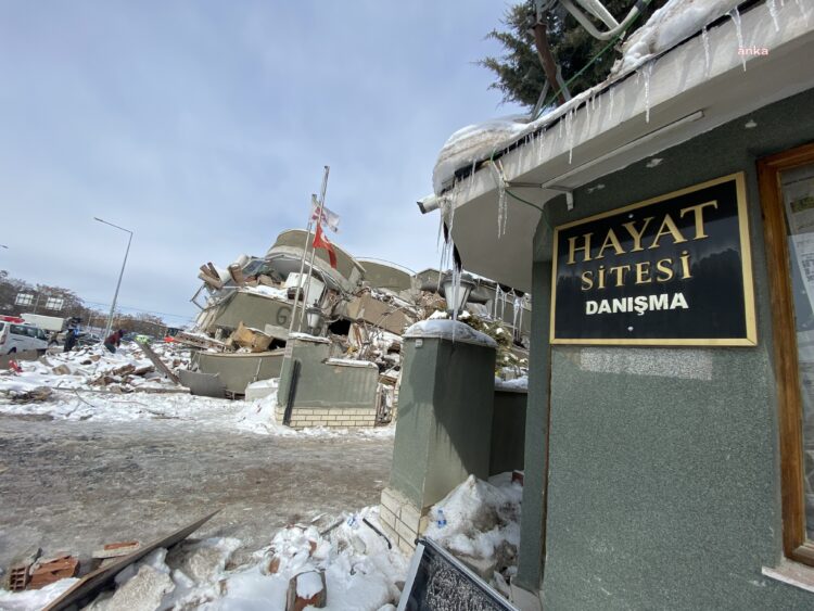 Yıkılan binaların yarısı sigortasız