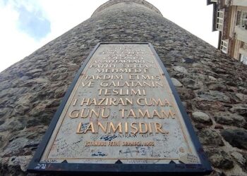 Galata Kulesi’nde tepki çeken görüntü… ‘Tarihimize saygısızlık’