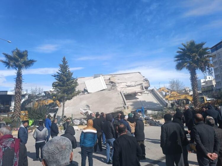 CHP’li Kılınç: Hastaneler yaralıları taburcu edemiyor çünkü evleri yok