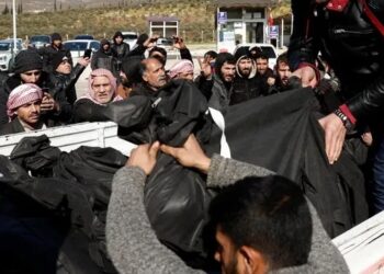 Sınır kapılarında cenaze dolu kamyonlar…