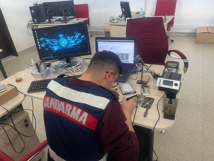 ‘Siber suçlar’ uygulaması: 308 siteye erişim engeli