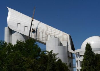 Çin teleskobu LAMOST, spektral veri sayısında yeni bir rekor kırdı