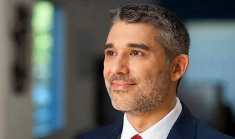 İBB meclisinde milletvekili aday adaylığı istifaları