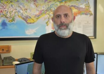 Uzman isim uyardı: ‘Deprem olup geçti’ diye düşünmemek gerek