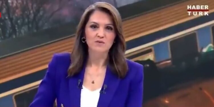 Habertürk TV Spikeri Serap Belet’ten canlı yayında AKP’ye istifa göndermesi