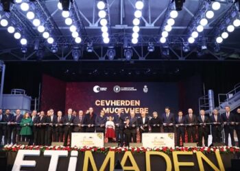 Erdoğan’dan ‘sahneyi aydınlatın’ çıkışı