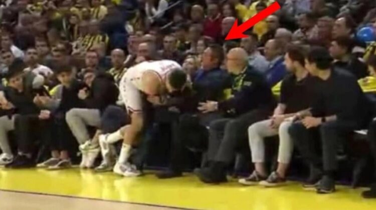 Yıldız basketbolcu, saha kenarında oturan Ali Koç’un üstüne düştü