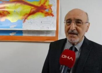 Prof. Dr. Osman Bektaş: ‘İstanbul’da beklerken Trabzon’da her an deprem olabilir’