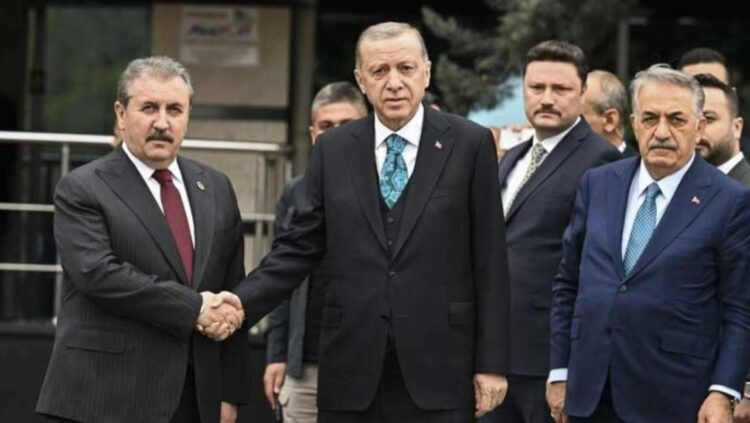 Erdoğan, Büyük Birlik Partisi’ni ziyaret etti