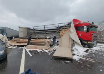 Bolu’da kaza! Ankara istikameti ulaşıma kapandı