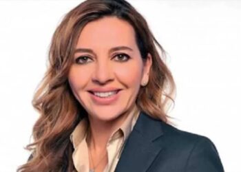 Gazeteci Aslı Öymen, milletvekili aday adaylığı başvurusu yaptı