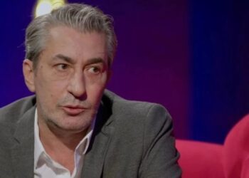 Erkan Petekkaya yetiştirme yurdunda yaşadıklarını anlattı