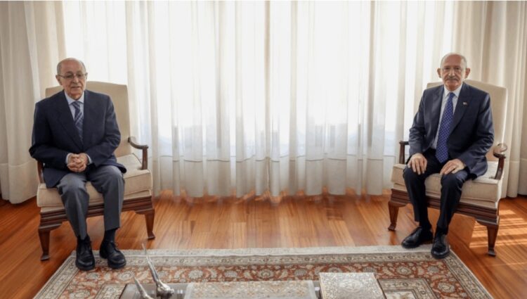 Kemal Kılıçdaroğlu, Ahmet Necdet Sezer ile görüştü