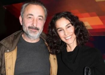 TİP’ten aday olan Mehmet Aslantuğ’a eşi Arzum Onan’dan destek