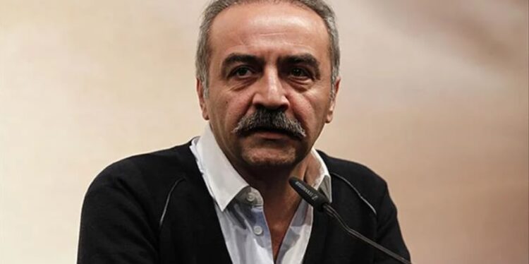 Yılmaz Erdoğan’dan ‘deprem’ şiiri…