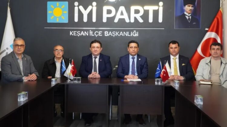 İYİ Parti’de Keşan ilçe yönetimi istifa etti