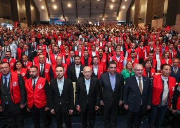 Kemal Kılıçdaroğlu, ‘Kılıçdaroğlu gönüllüleri’ ile buluştu