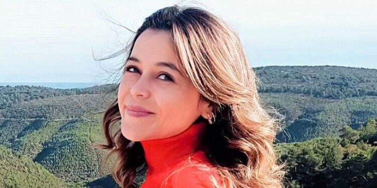 Depremde ölen Şeyma öğretmenin ailesine pes dedirten telefon