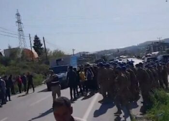 Samandağ’da moloz dökümüne karşı başlatılan Yaşam Nöbeti’ne müdahale