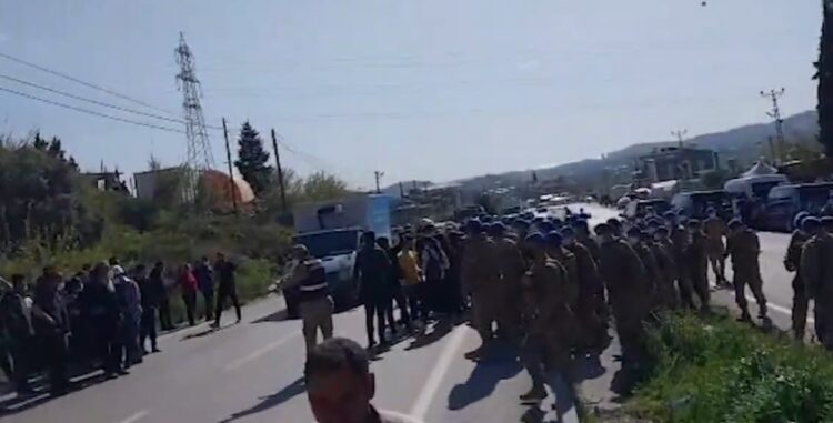 Samandağ’da moloz dökümüne karşı başlatılan Yaşam Nöbeti’ne müdahale